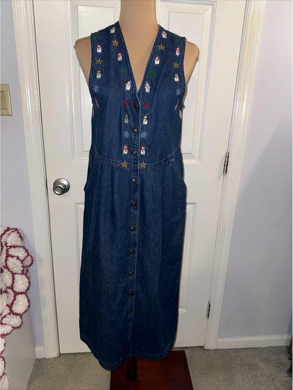 Original TY Wear Womens Denim Button Pockets Christmas Snowman Flake Dress 6P
